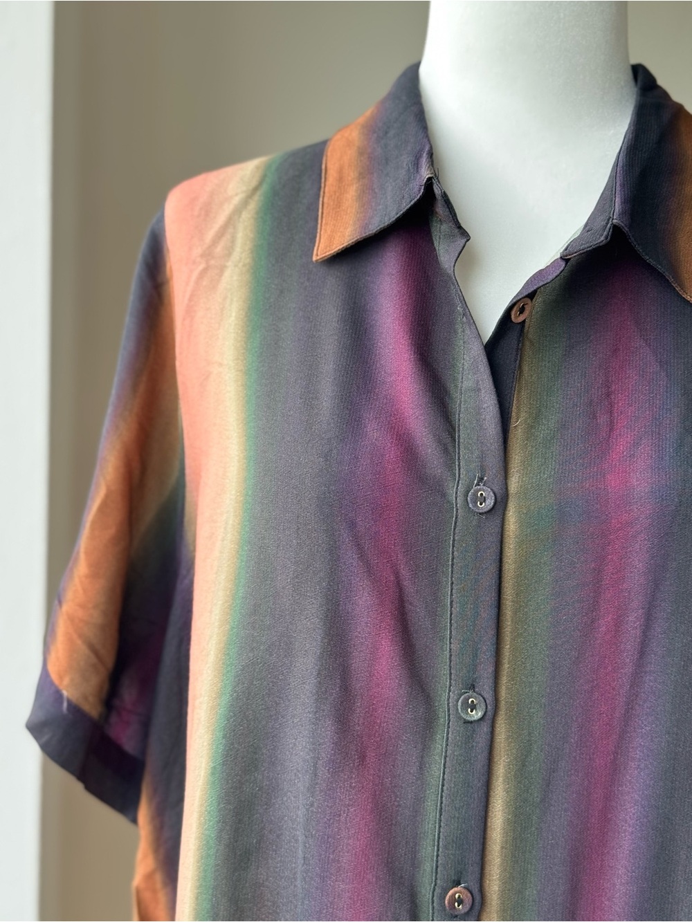 DISSH LULU OMBRE VACATION SHIRT Size 6 - Picture 3 of 10